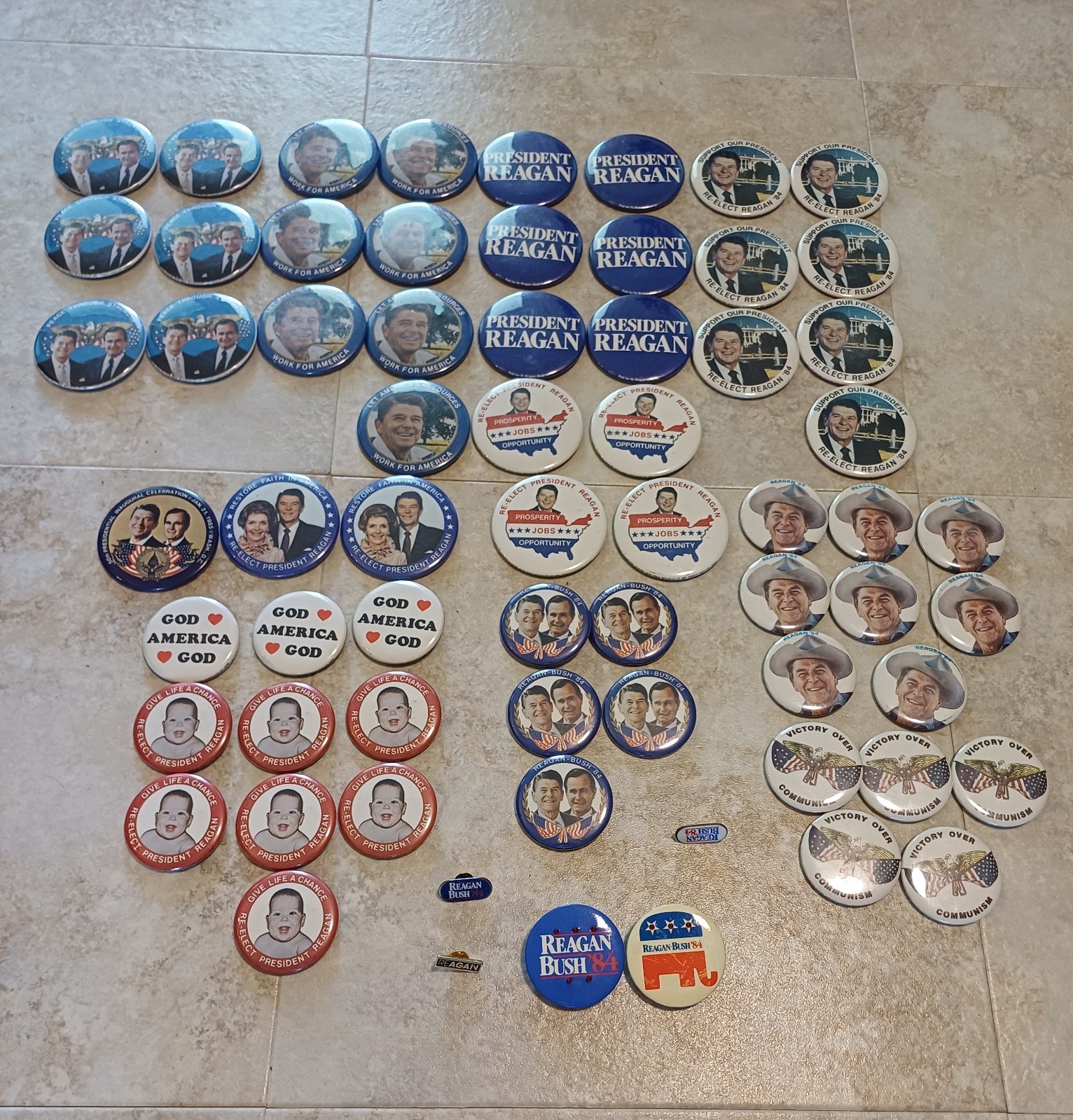 Reagan Bush 1984 Campaign Button Large Lot President Ronald Reagan ’84