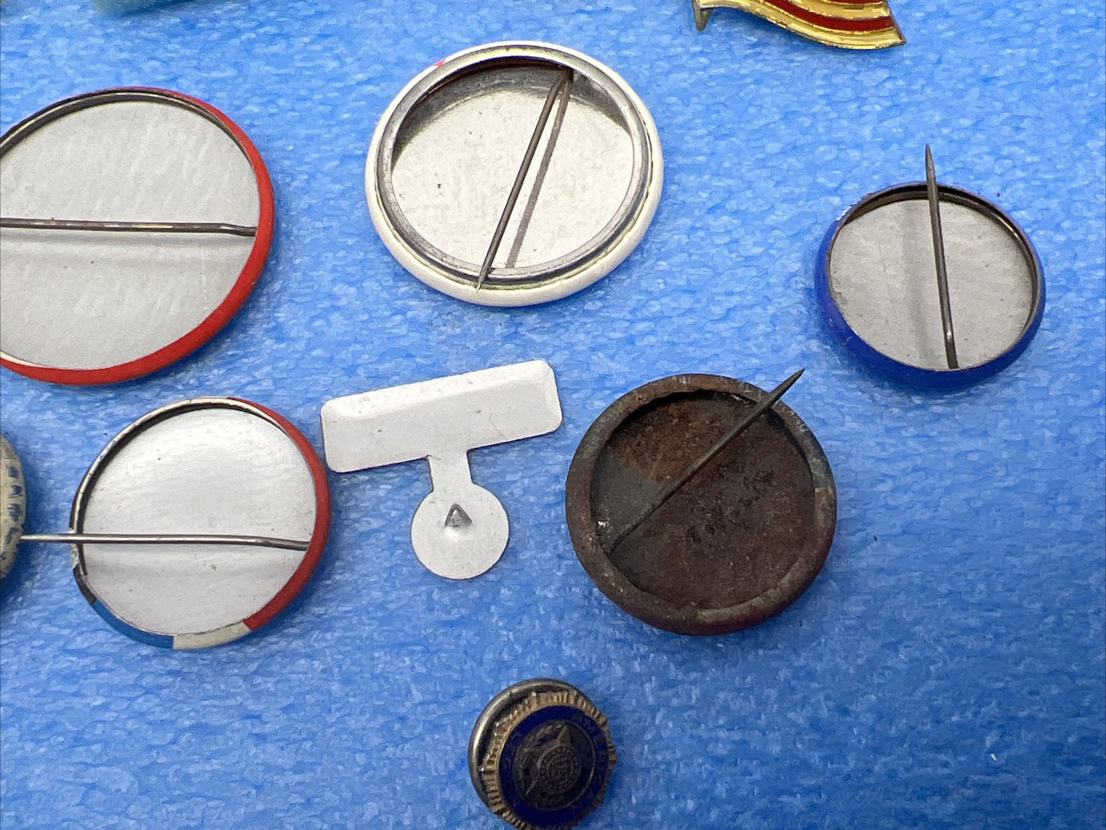 Vintage Button Lot of 18 Pins Political Wallace Goldwater Kennedy Roosevelt Phil