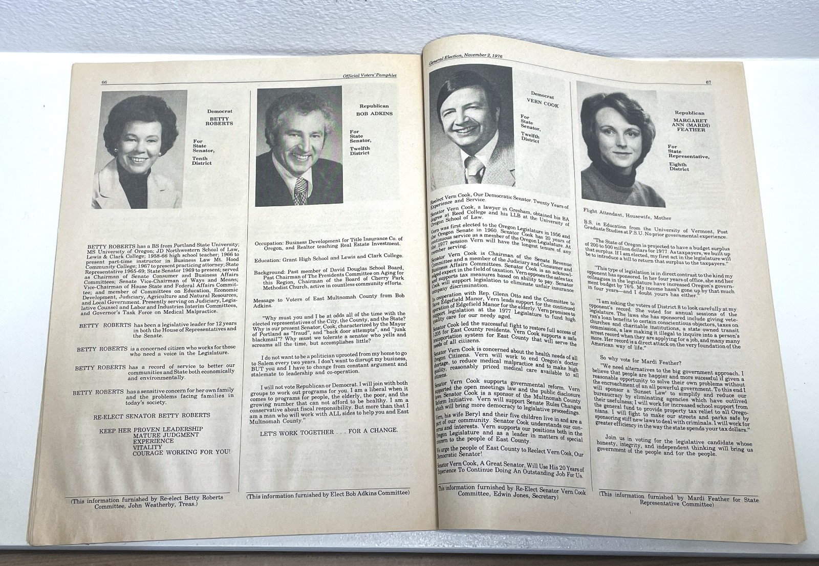 Oregon Voters Pamphlet November 1976 Jimmy Carter vs Gerald Ford 88 page Manual