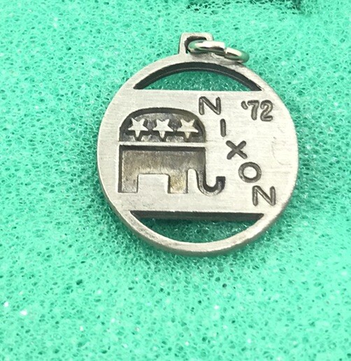 1972 Presidential Election Nixon Campaign Republican RNC Necklace Pendant 2316-O