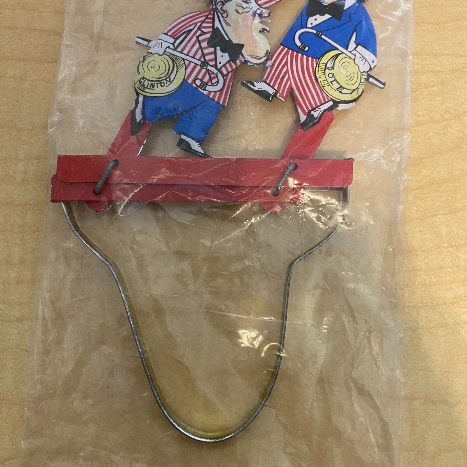 NIP Vintage 1996 “The Great Debate Clinton Vs. Dole” from Schylling Tin Toy