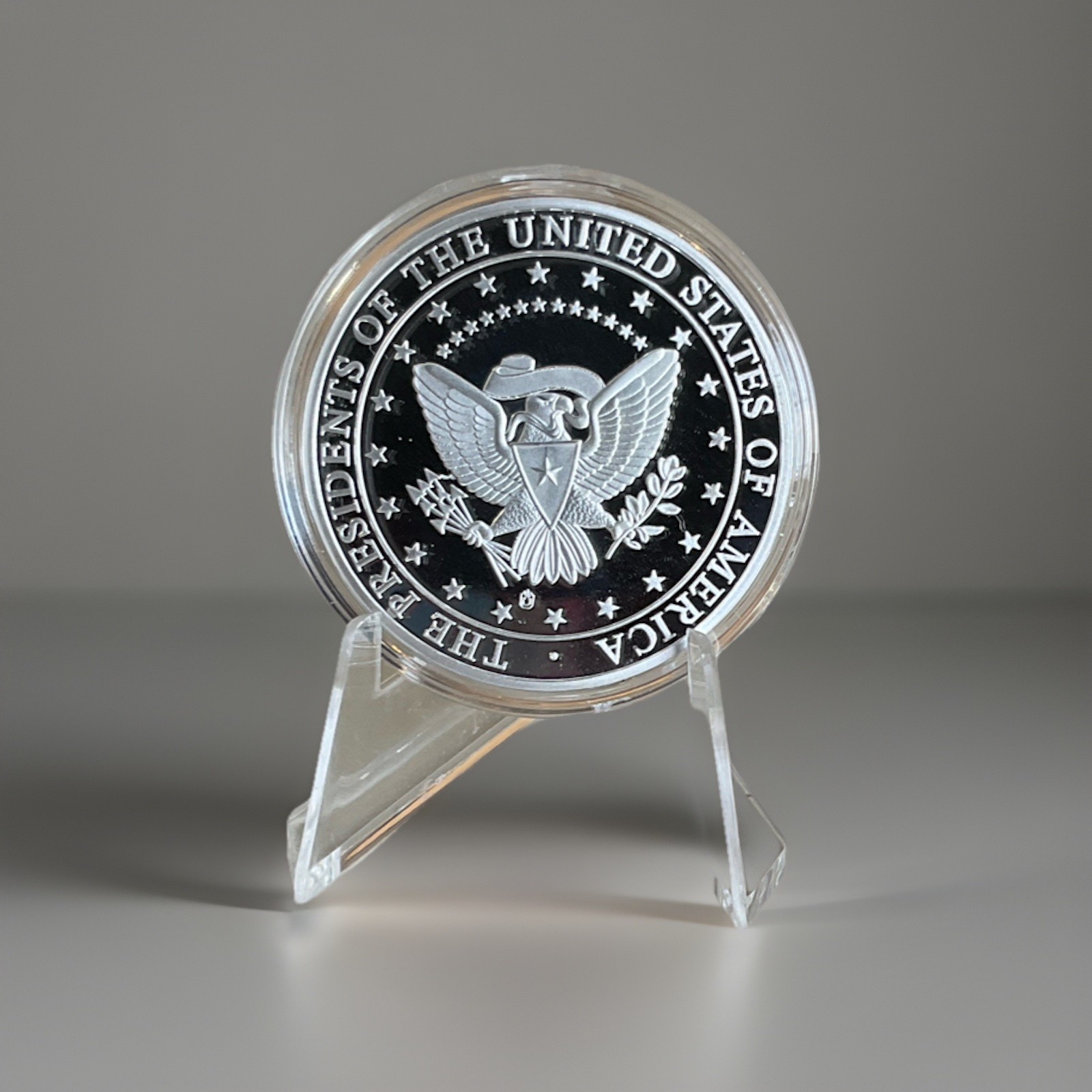 2016 AM “The Presidents Of The USA” Donald Trump Commemorative Coin W/ COA