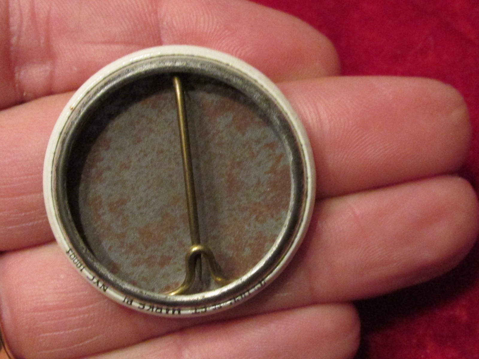 Rare 1960’s The Marine Corps Builds Oswalds Button pinback Hippie San Francisco