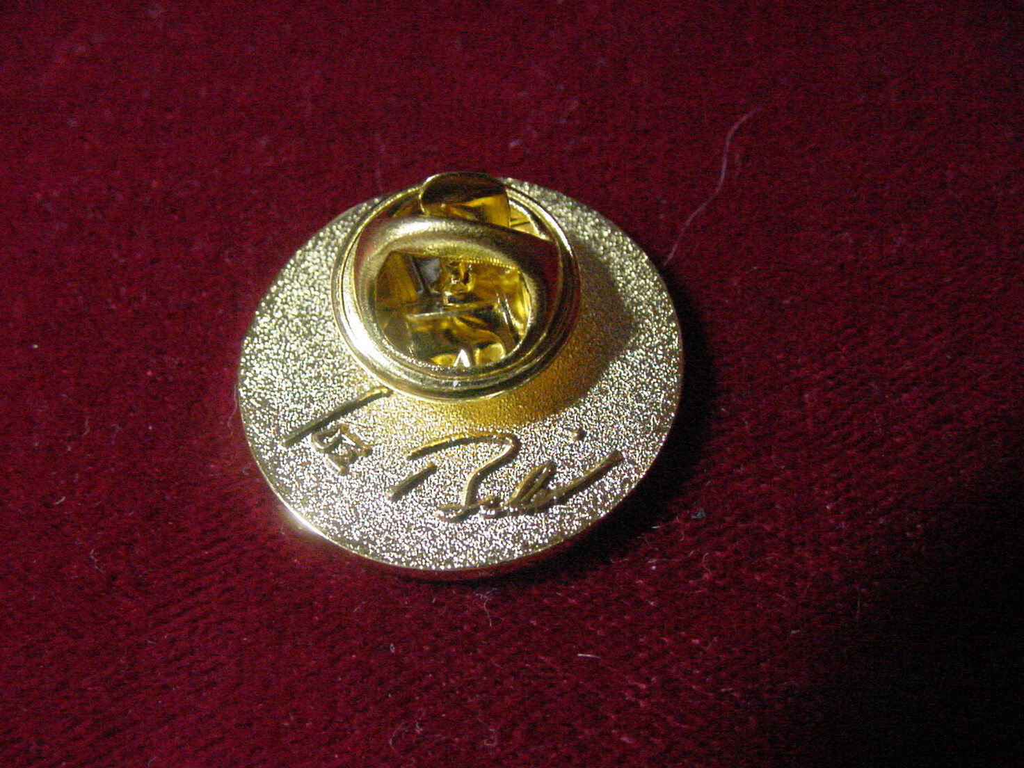 President Joe Biden Lapel Pin -Presidential seal Lapel Pin diecast-Free Ship.