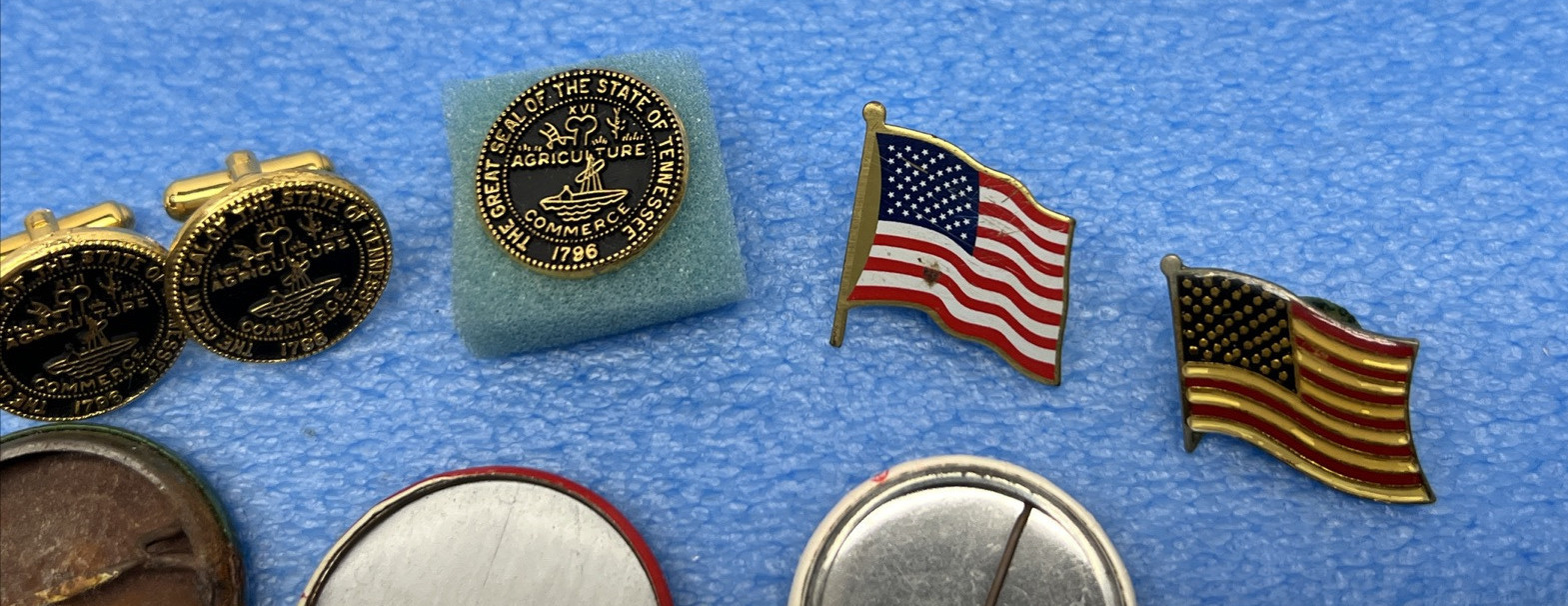 Vintage Button Lot of 18 Pins Political Wallace Goldwater Kennedy Roosevelt Phil