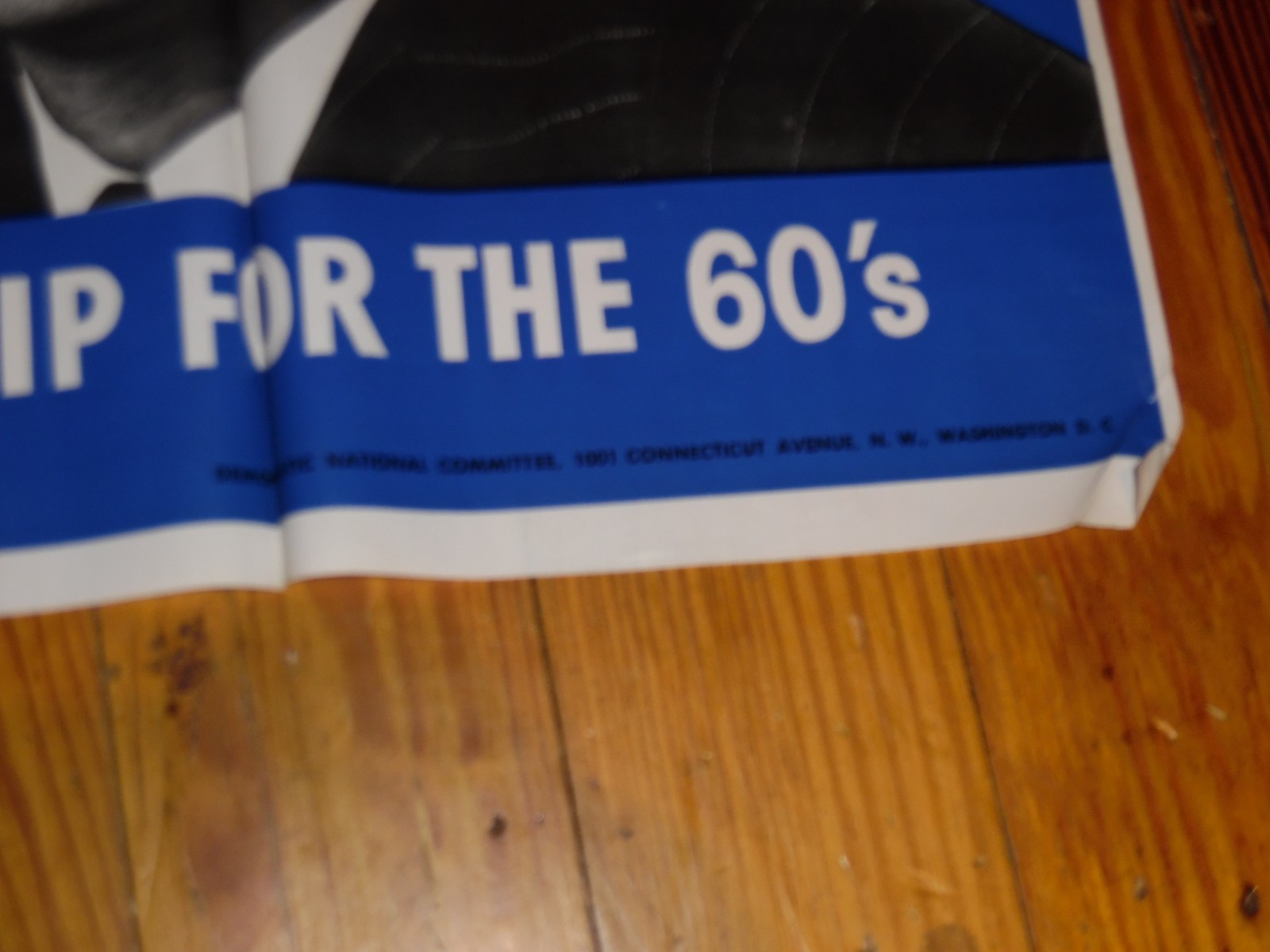 Vintage John F. Kennedy For President Plastic Campaign Poster – Musty – 24″x18″