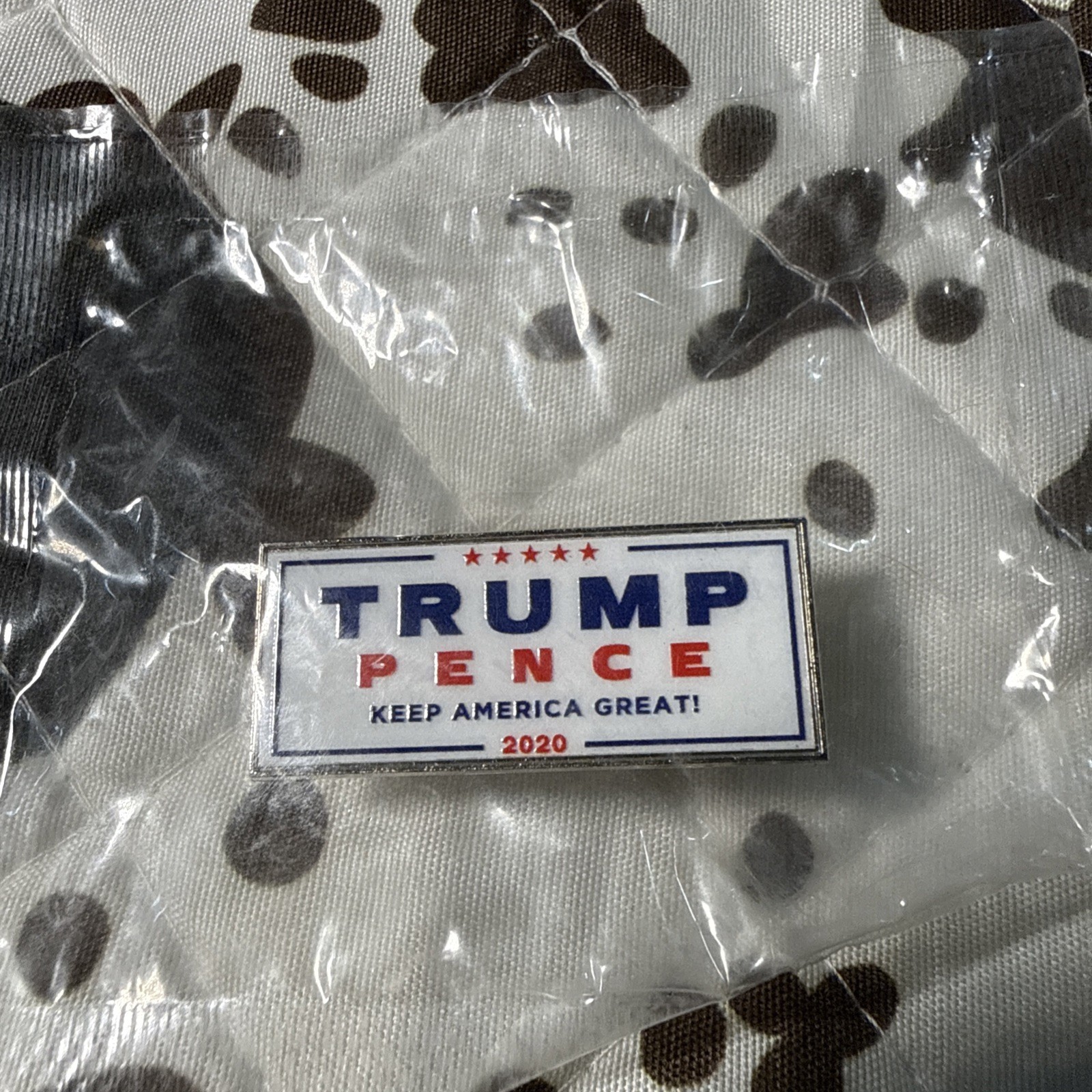 Official 2020 Trump Pence Election 1.5″ Make America Great Again Lapel Pin