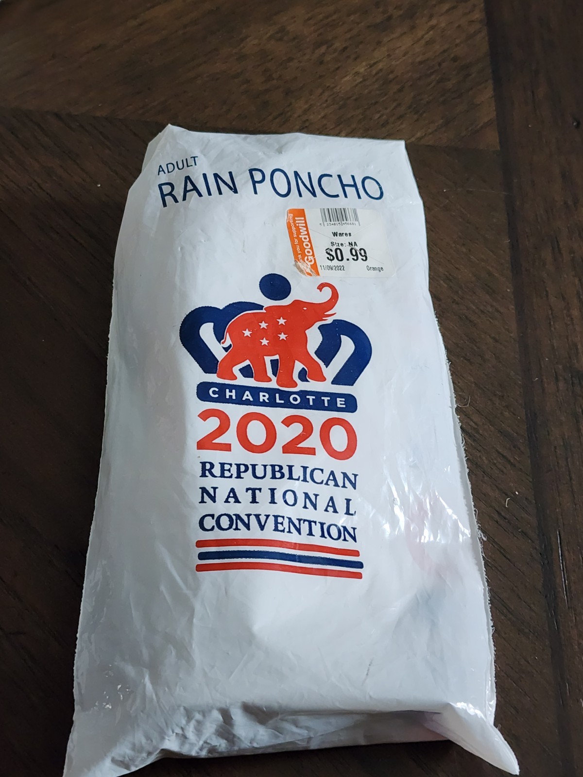 New! Donald Trump Charlotte 2020 Republican National Convention RNC Rain Poncho