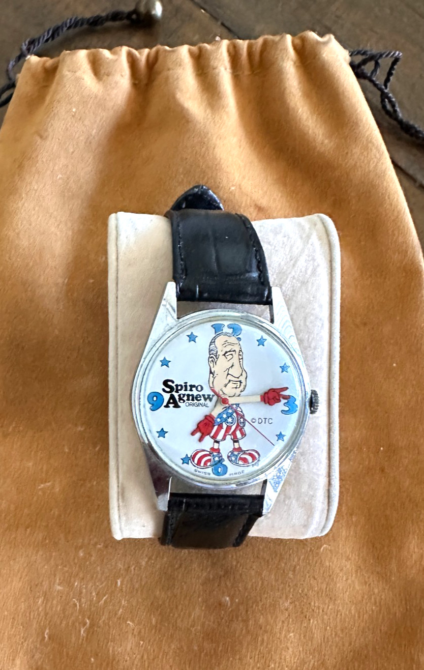 VINTAGE RARE SPIRO AGNEW ORIGINAL PRESIDENT RICHARD NIXON WIND UP WATCH USA