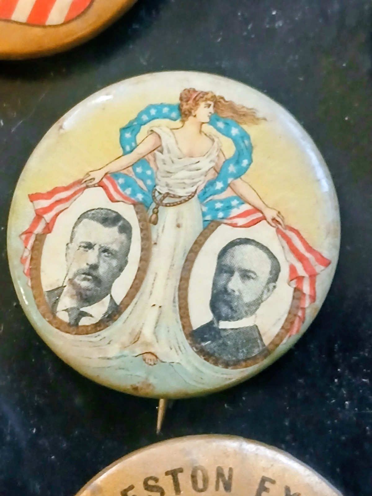 1904 Jugate Roosevelt Fairbanks Campaign Pinback Button 1 1/4″ standing liberty