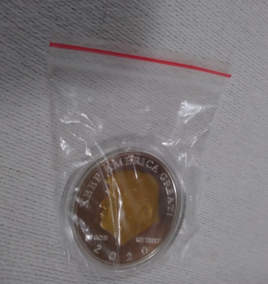 Donald Trump 2020 Silvertone Collectible Eagle Coin in Plastic Fit Display Case
