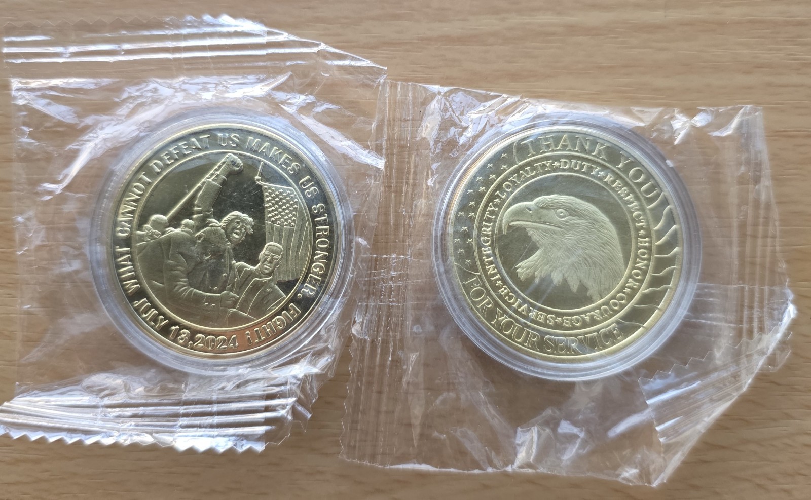 2 x Coins President Trump Commemorative Medallion Fight Gold Plated Capsule NEW