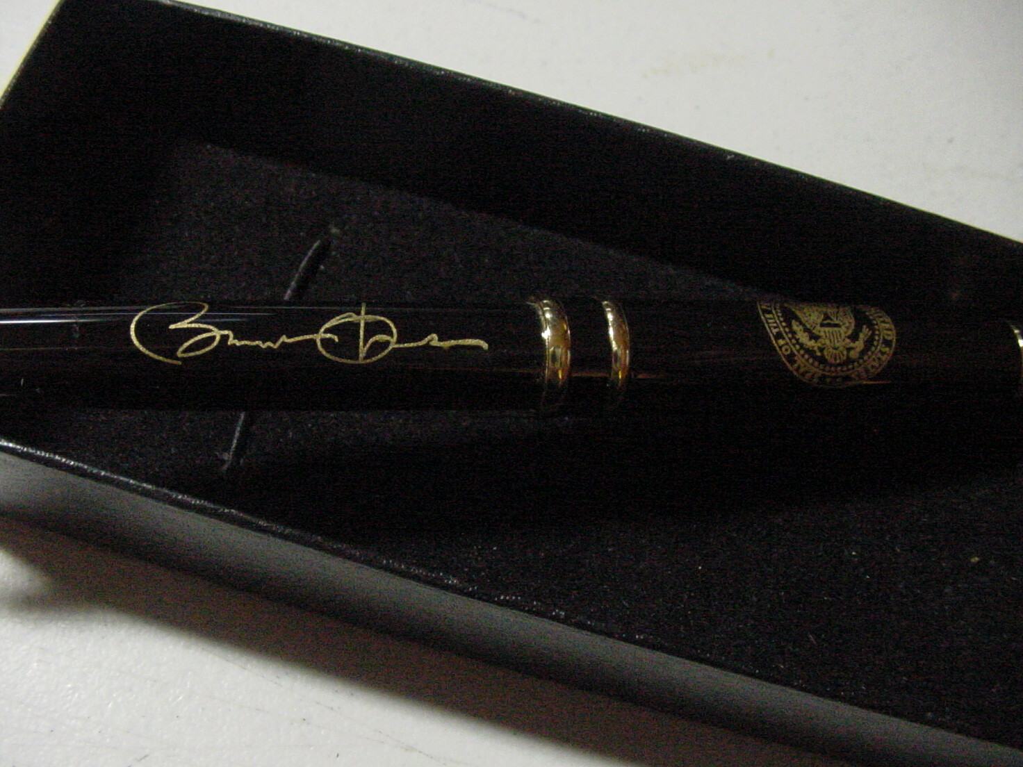 Presidential seal President BARACK OBAMA BLACK Ballpoint Pen – Free Shipping