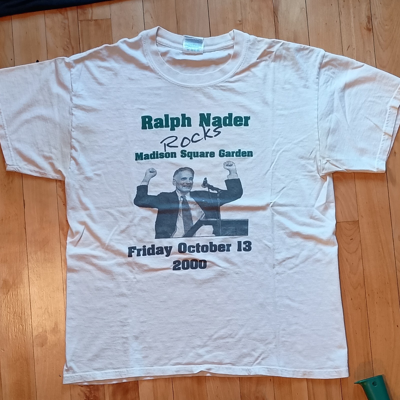 Ralph Nader Rocks Madison Square Garden Oct 13 2000 Rare T-Shirt L Vintage