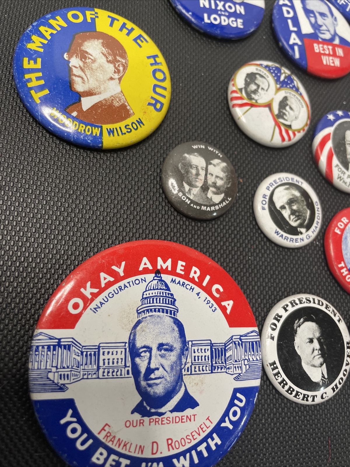 Vintage Lot (33) 1970s Cracker Barrel Reproduction Presidential Campaign Buttons