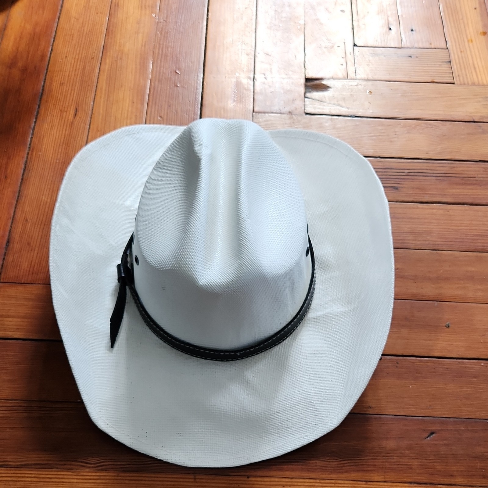 MAKE AMERICA GREAT AGAIN White Western Cowboy Hat Campaign Collectible