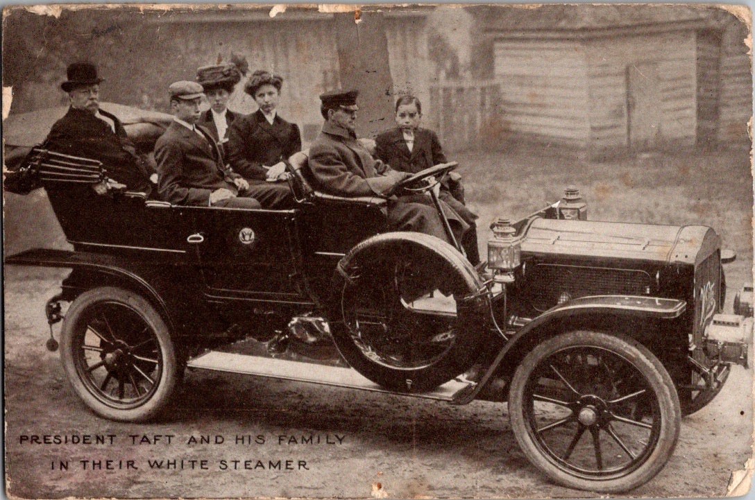 Presidential Campaign Postcard – Taft and his family