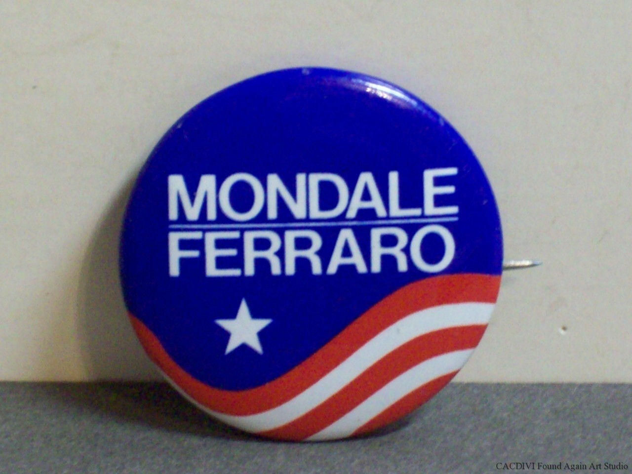Vintage 1984 Mondale Ferraro Campaign Button Local 772 Presidential Election Pin