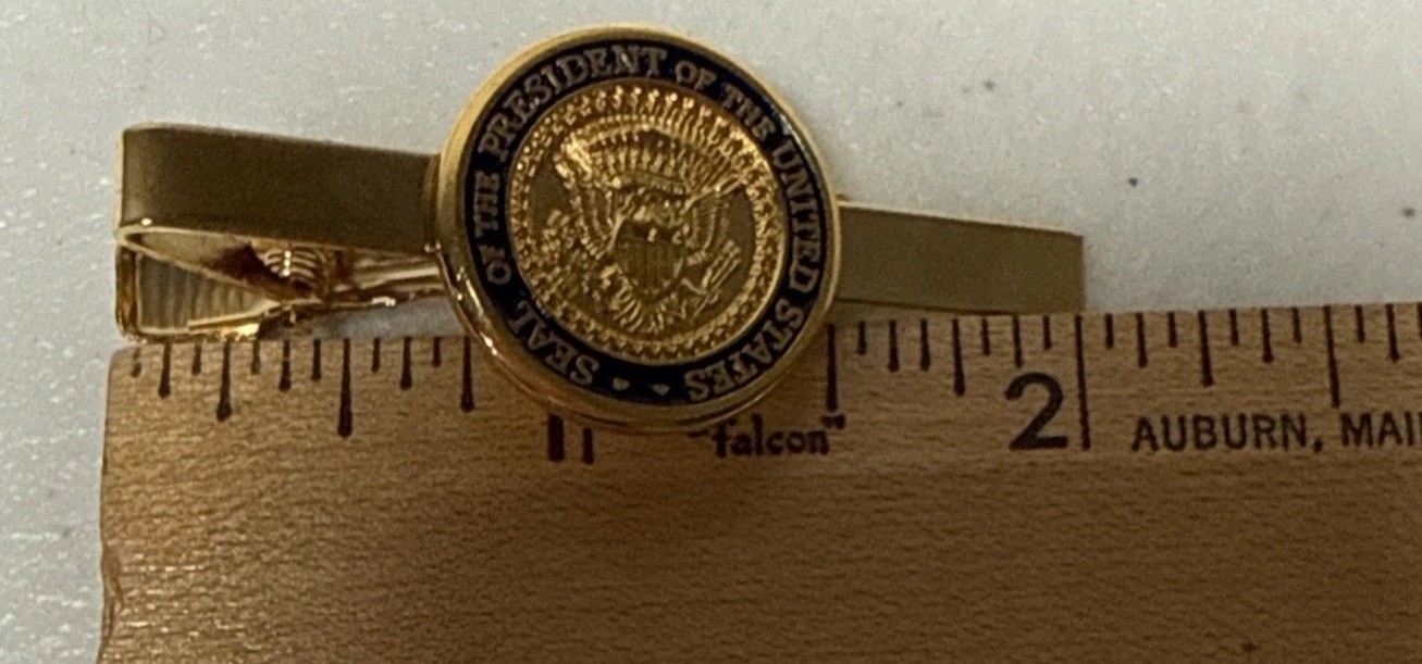 Presidential tie clip diecast – Presidential seal tie clip