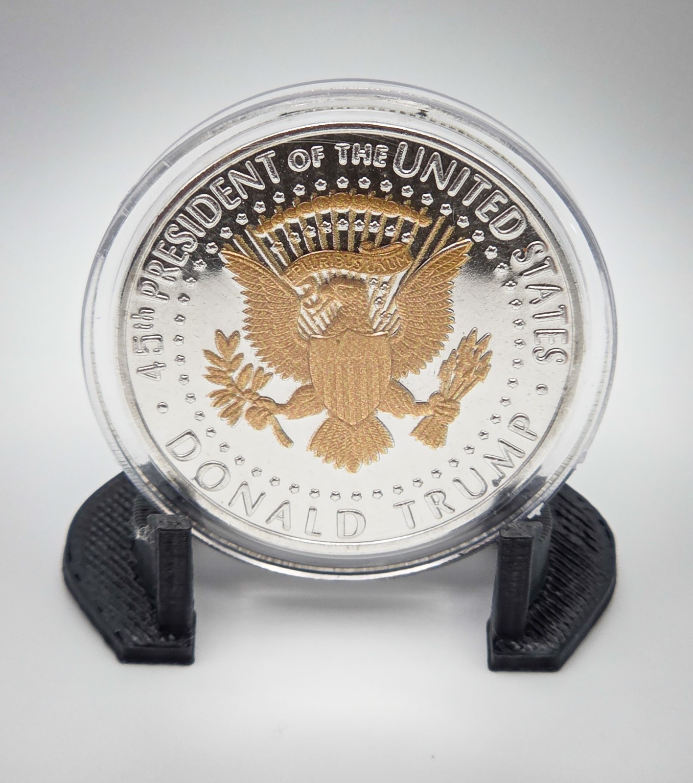 Donald Trump 2020 Keep American Great Commemorative Coin Gold Silver Plated