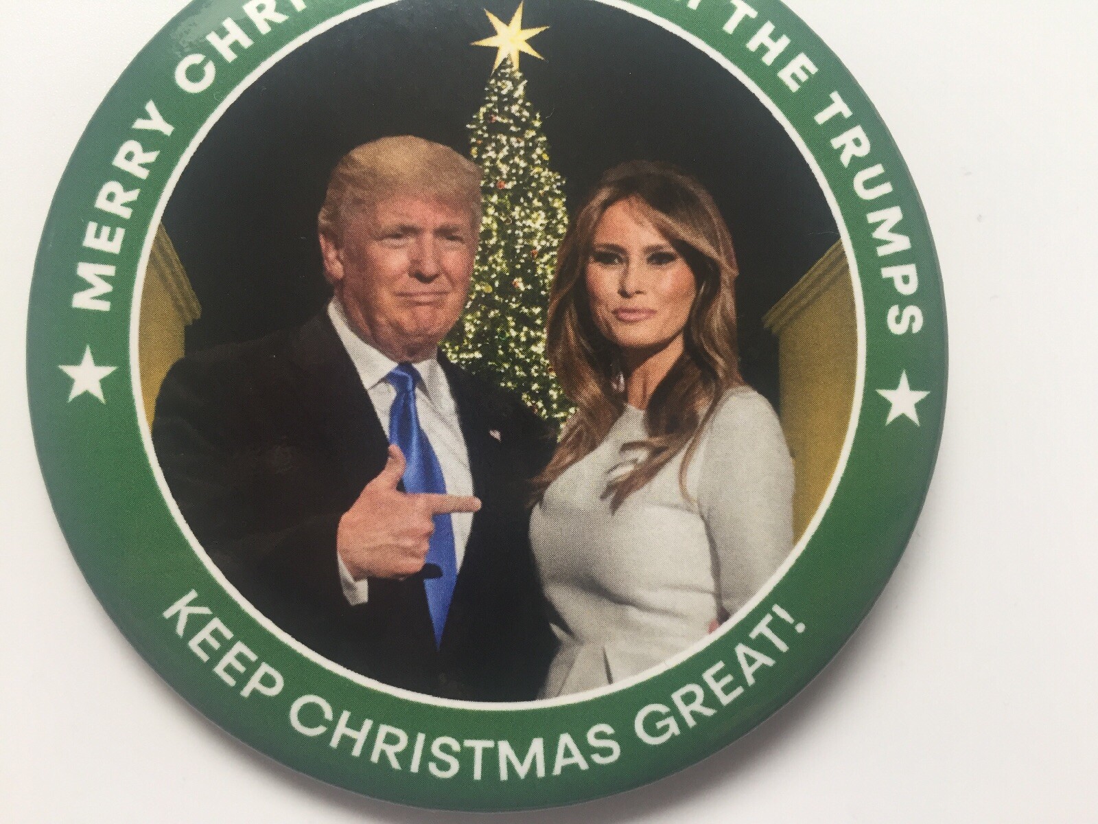 2024 Re-Elect President Donald Trump 3″ Button Merry Christmas from the Trumps