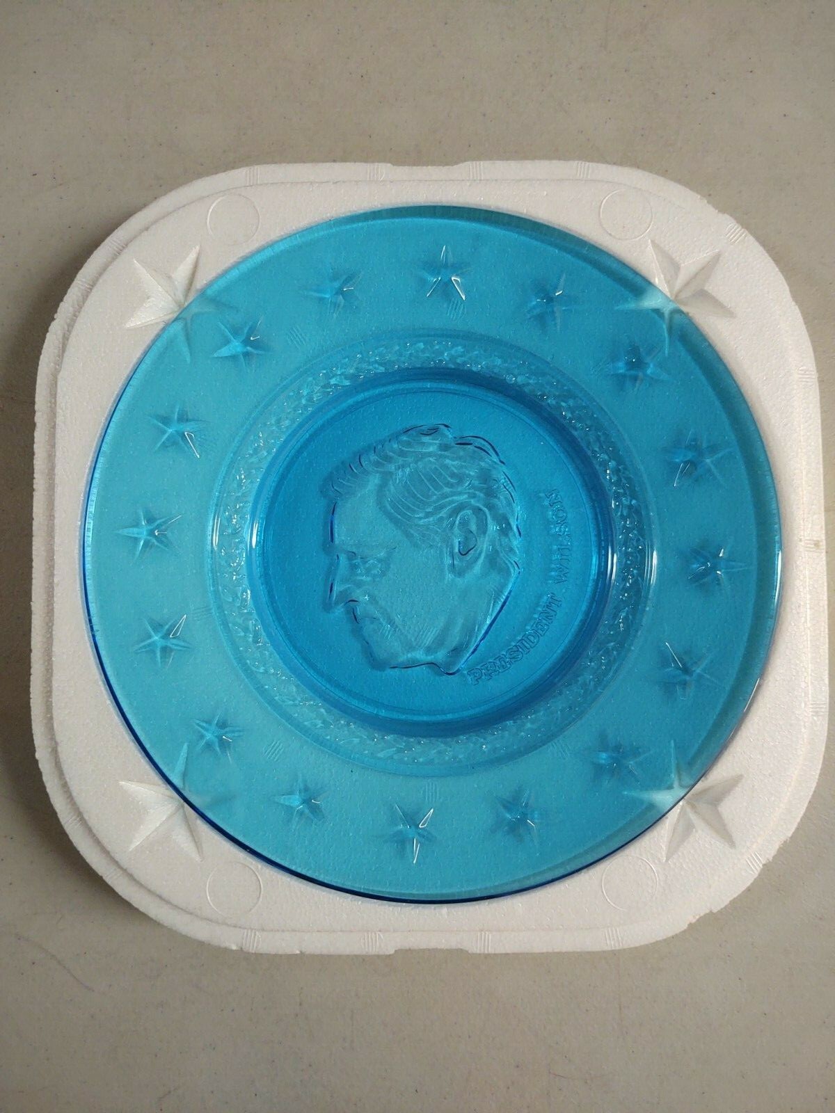 Wheaton Nuline Millville New Jersey Woodrow Wilson Presidential Plate Blue Glass