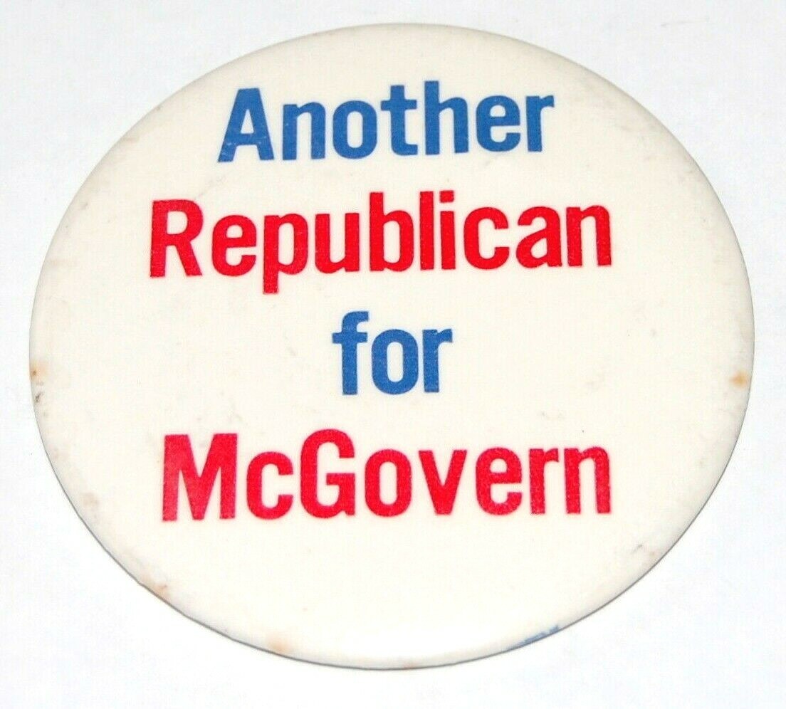 1972 GEORGE MCGOVERN 3.5″ IN campaign pin pinback button political presidential
