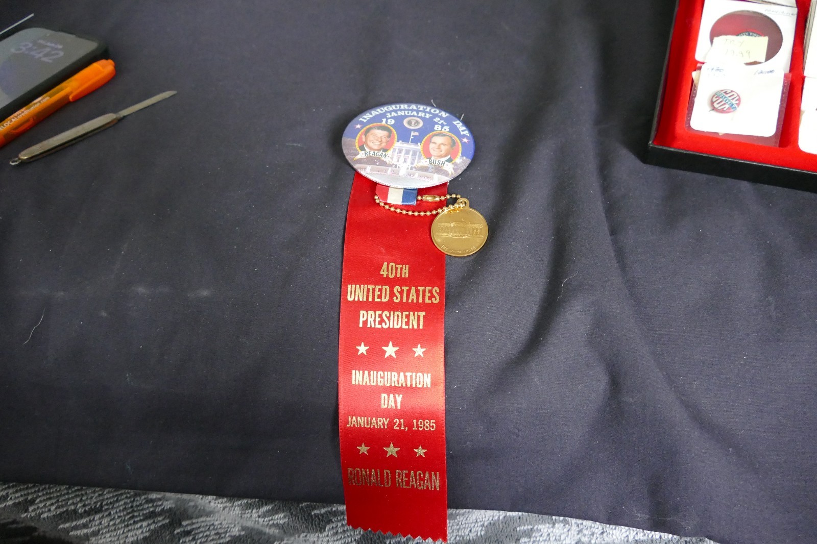 Ronald Reagan & George Bush Jugate Pin Inaugeration Ribbon Key Chain Jan 21 1985