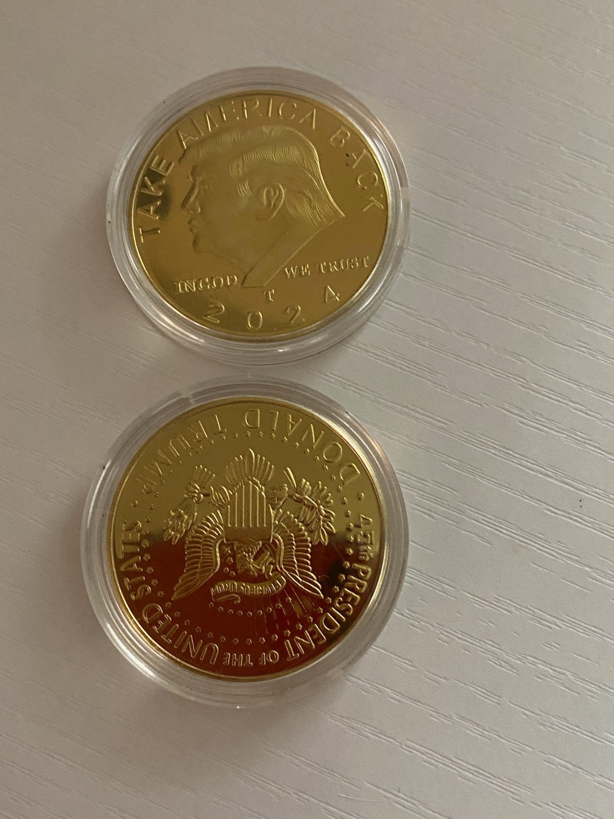 Donald Trump 2018 24K Gold Plated Collectible Eagle Coin with Fit Display Case