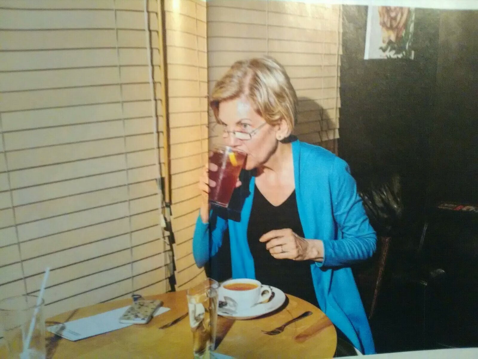 TIME MAGAZINE ISSUE # 05/20 2019 DEMOCRAT ELIZABETH WARREN TIME MAGAZINE