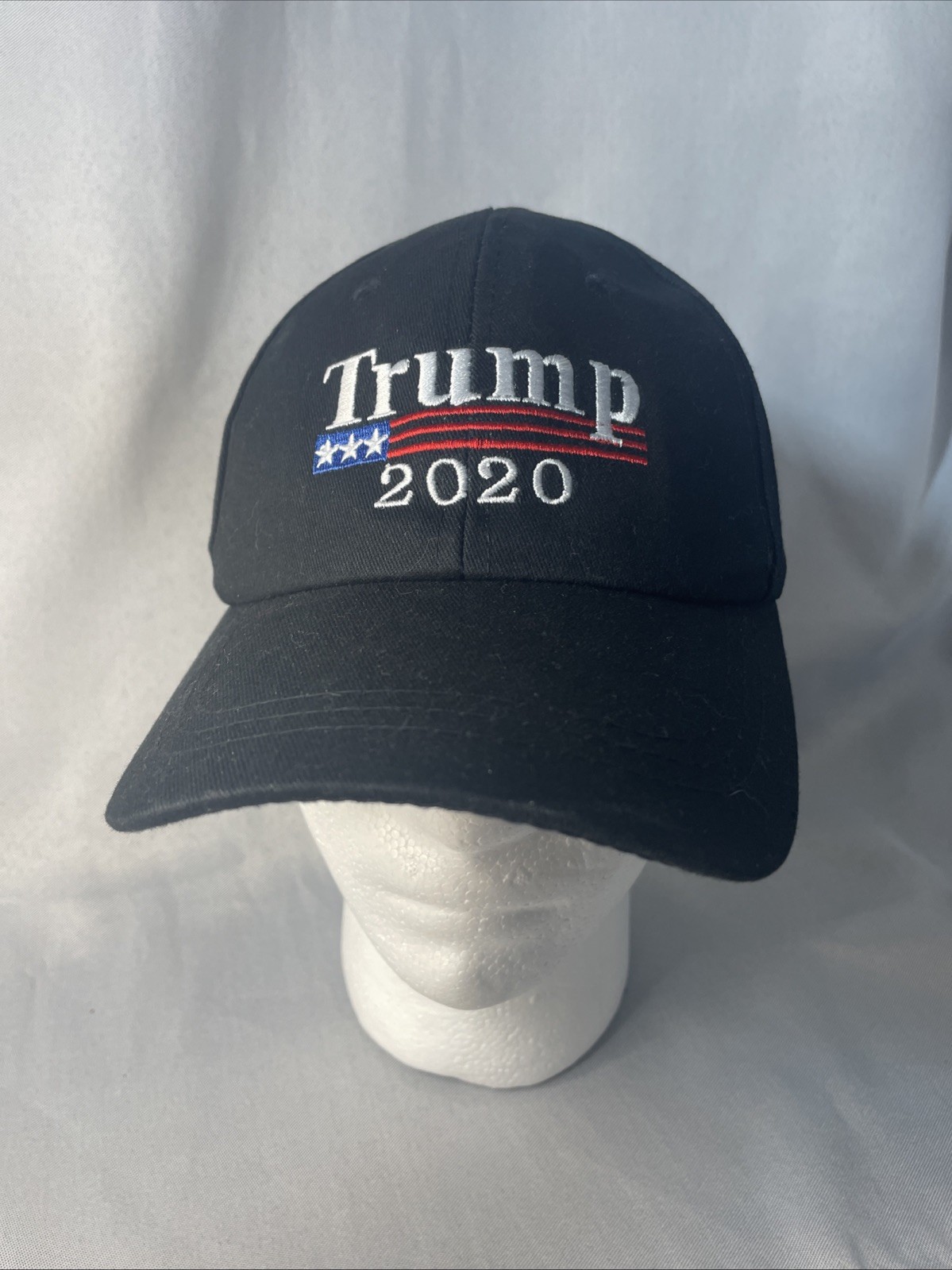 TRUMP 2020 BLACK HAT Embroidered Red White and Blue