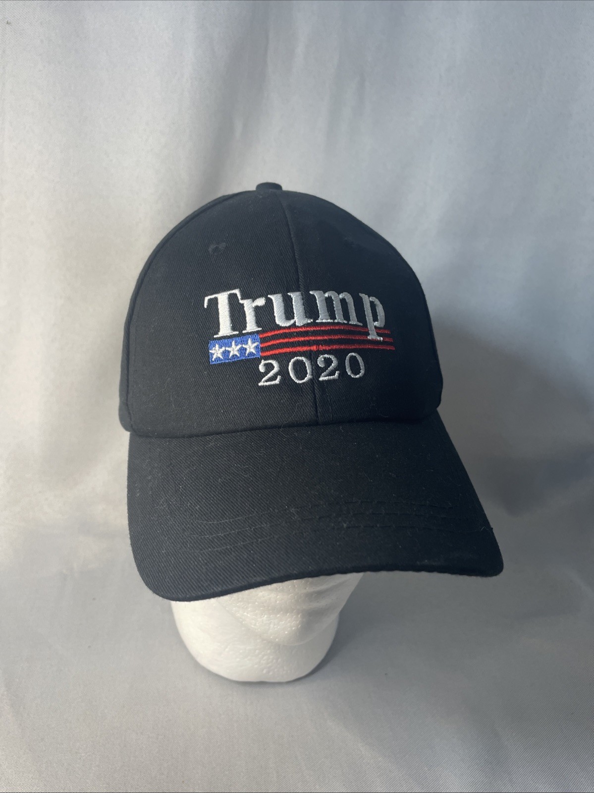 TRUMP 2020 BLACK HAT Embroidered Red White and Blue