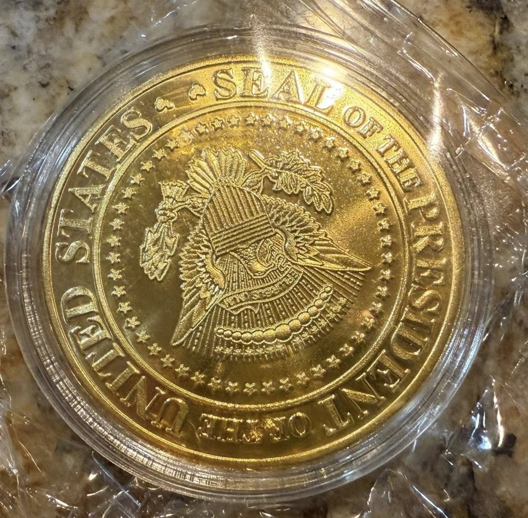2024 President Trump “Fight, Fight” Survivor Commemorative Coin NEW – Quantity 5