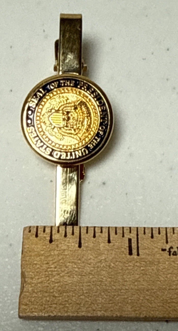 Presidential tie clip diecast – Presidential seal tie clip