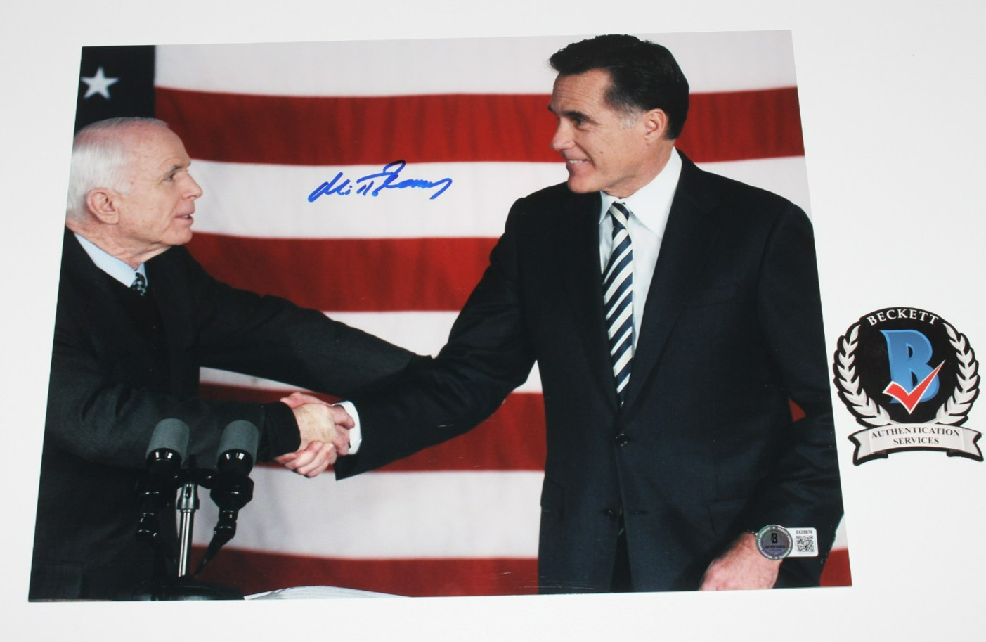 MITT ROMNEY SENATOR 2012 PRESIDENTIAL CAMPAIGN SIGNED 11×14 PHOTO BECKETT COA