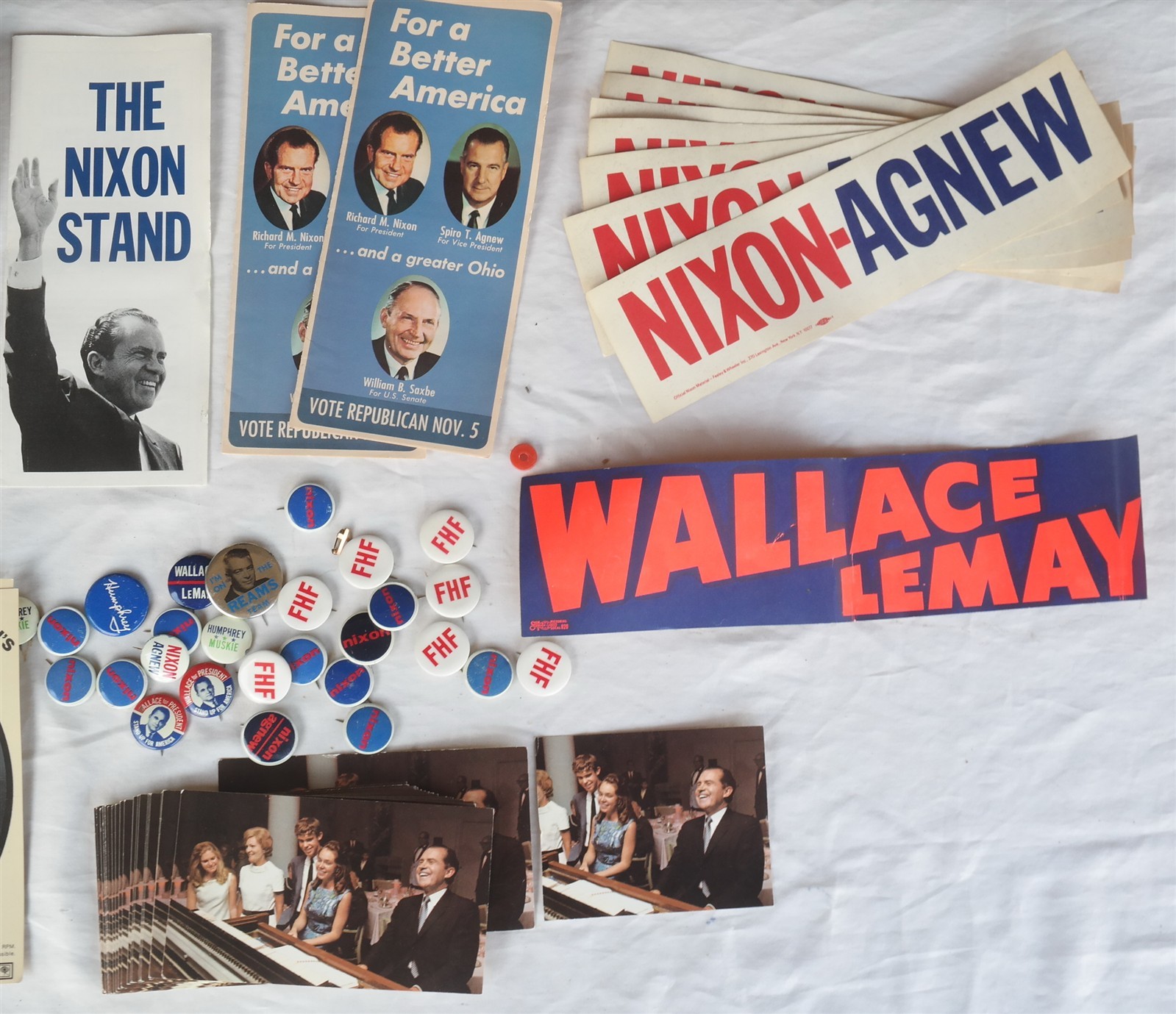 Vtg (84) Pcs Richard Nixon Campaign button Records Pamphlets Post cards stickers