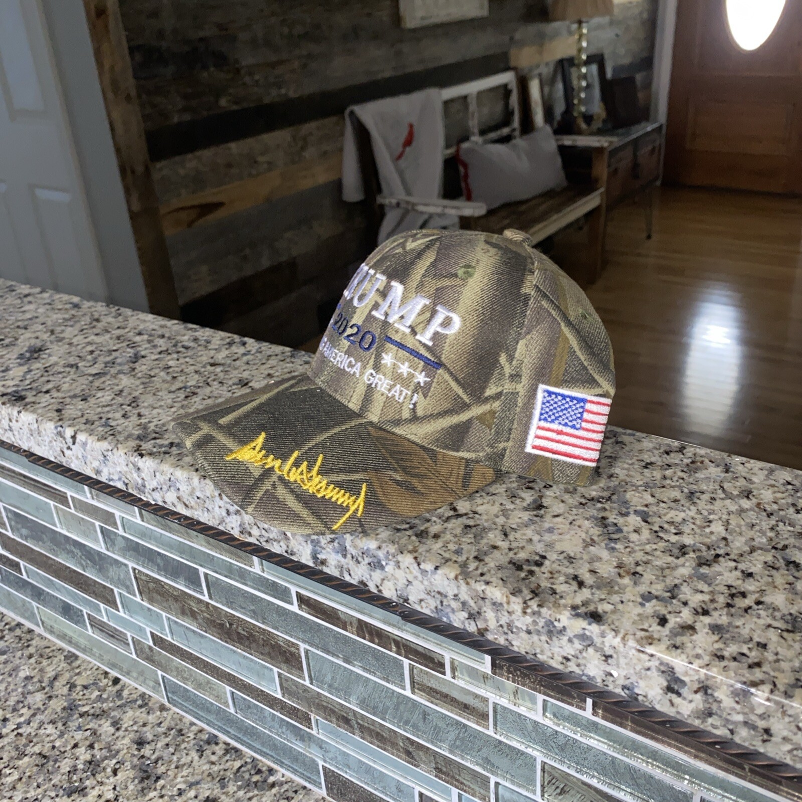 NWT Donald Trump 2020 Camo Keeping America Great Hat Cap Flag USA New