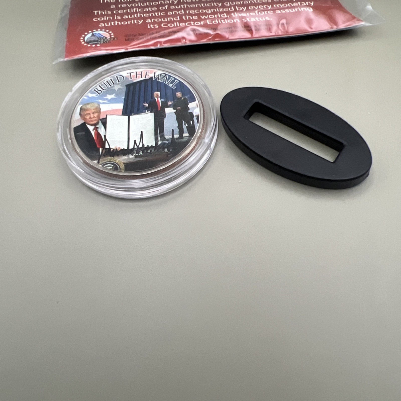 Donald Trump 45th President “Build the wall” half-dollar w/COA and stand