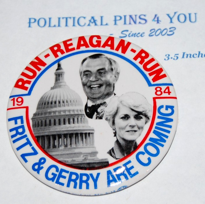 1984 WALTER MONDALE GERALDINE FERRARO Reagan campaign pinback button political