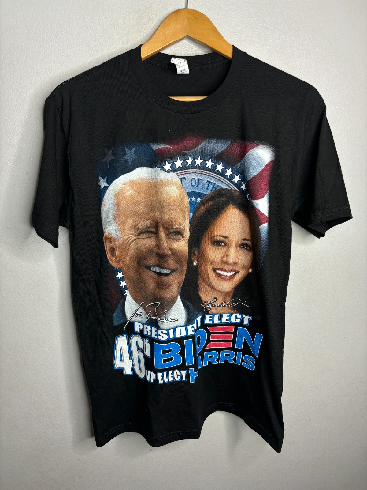 Kamala Harris Joe Biden Election Crew T-Shirt Men’s Size Medium Black 1824