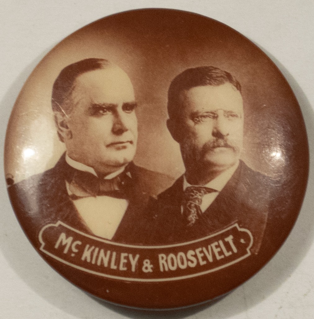 1900 MCKINLEY-ROOSEVELT 1 1/4″ SEPIA PHOTO JUGATE BUTTON, ATTRACTIVE & NR-MINT!