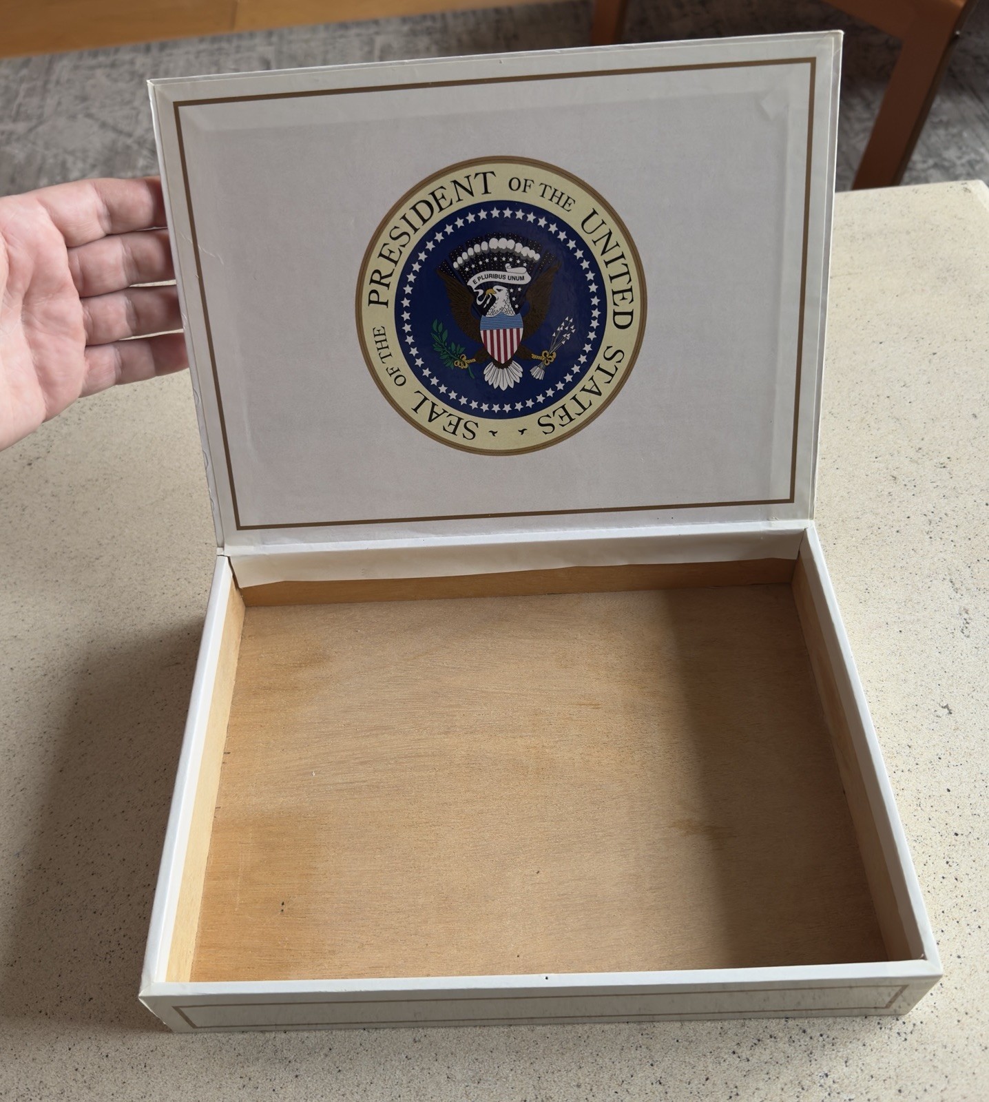 Vintage United States Seal Of The Presidential Seal Cigar Box Rare
