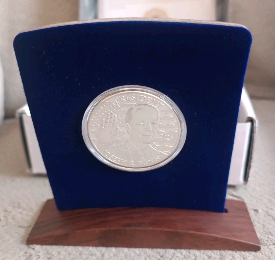 President or Prison Collection 2024 Trump Biden Commemorative Coin Set /55