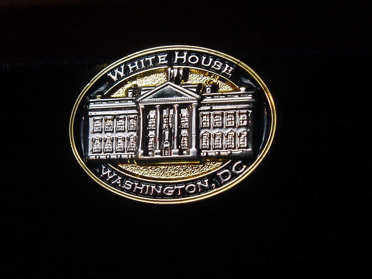 Official Presidential White House Lapel Pin