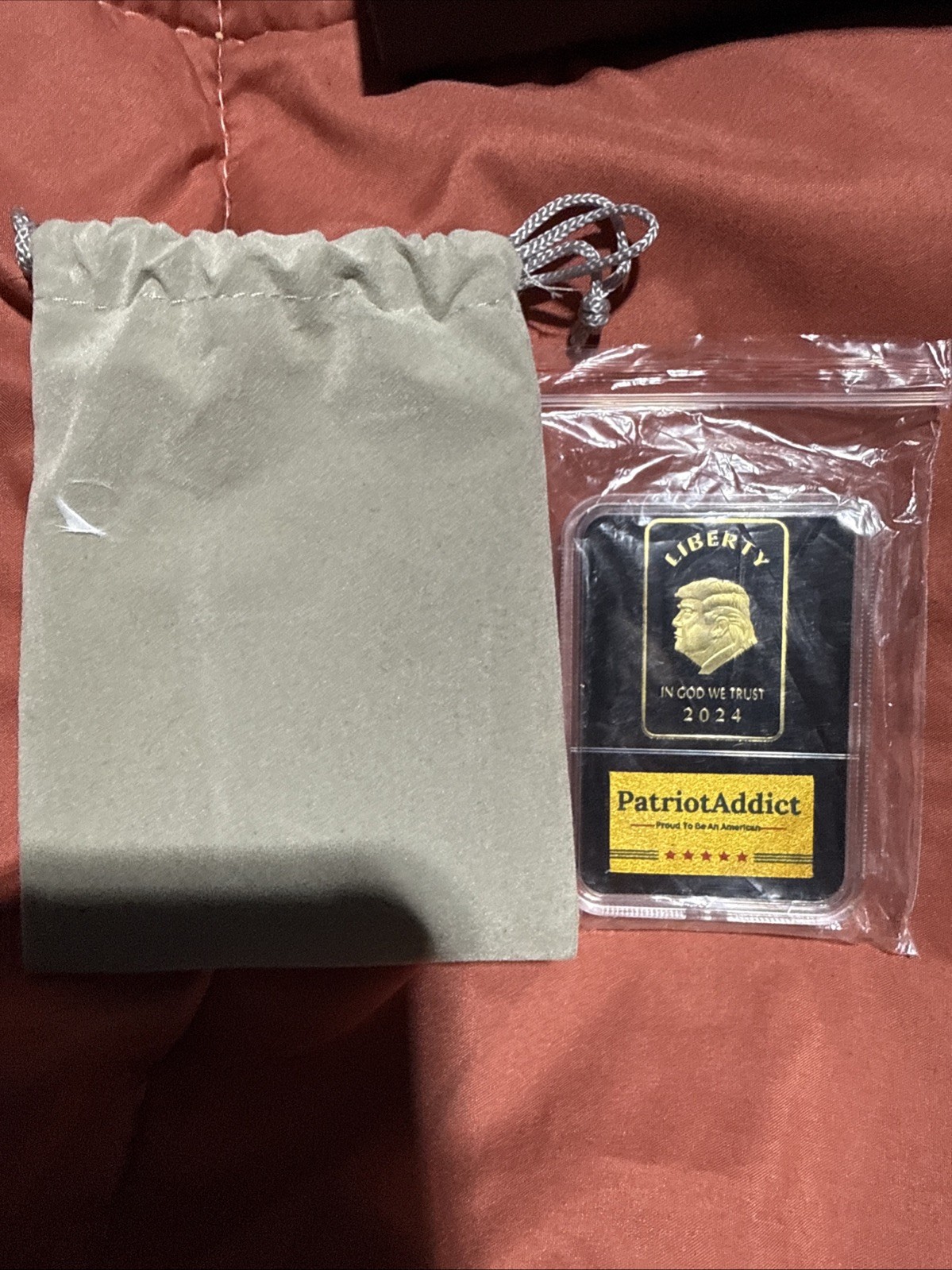2024 President Donald Trump Gold-Tone Commemorative Bar – sealed