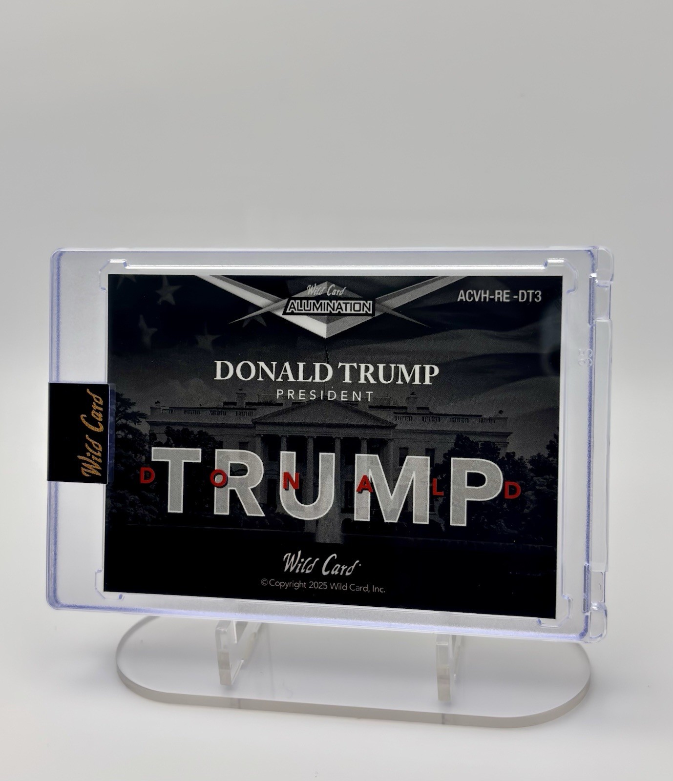 Donald Trump 1/1 Alumination Cracked Ice Front Facing Eagle Wild Card