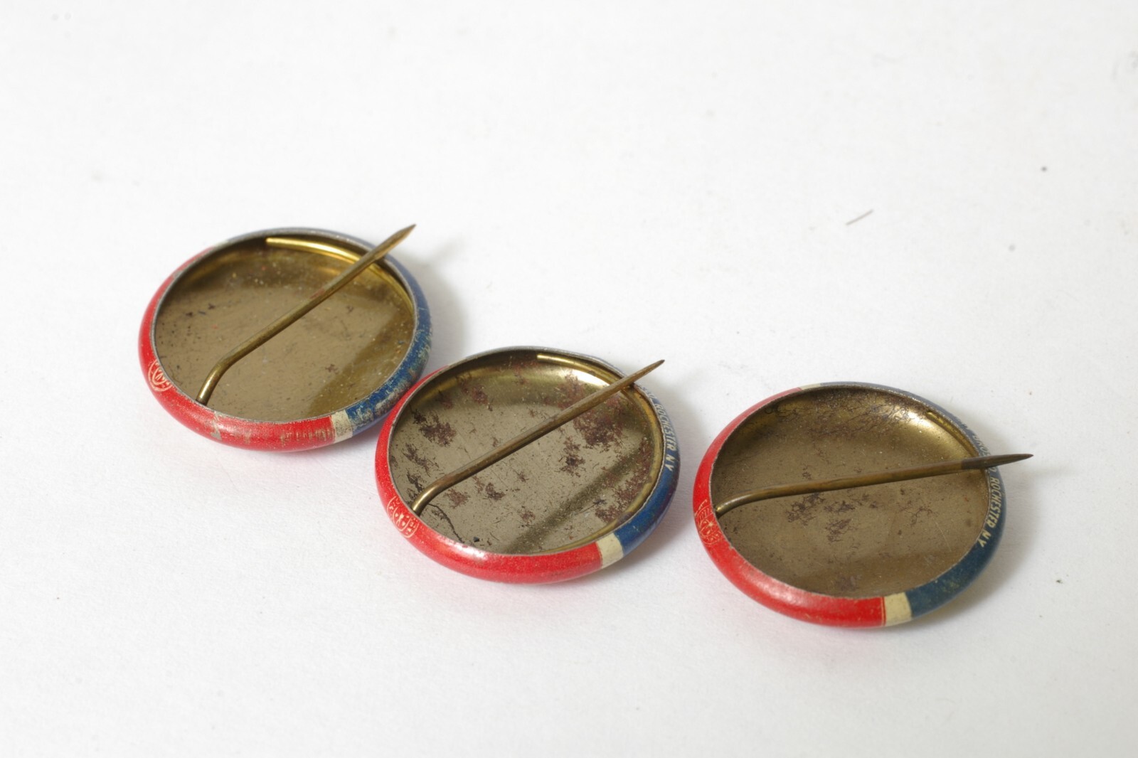 F92273~ Three 1948 Dewey Warren ¾” Presidential Pin Back By Bastian Bros