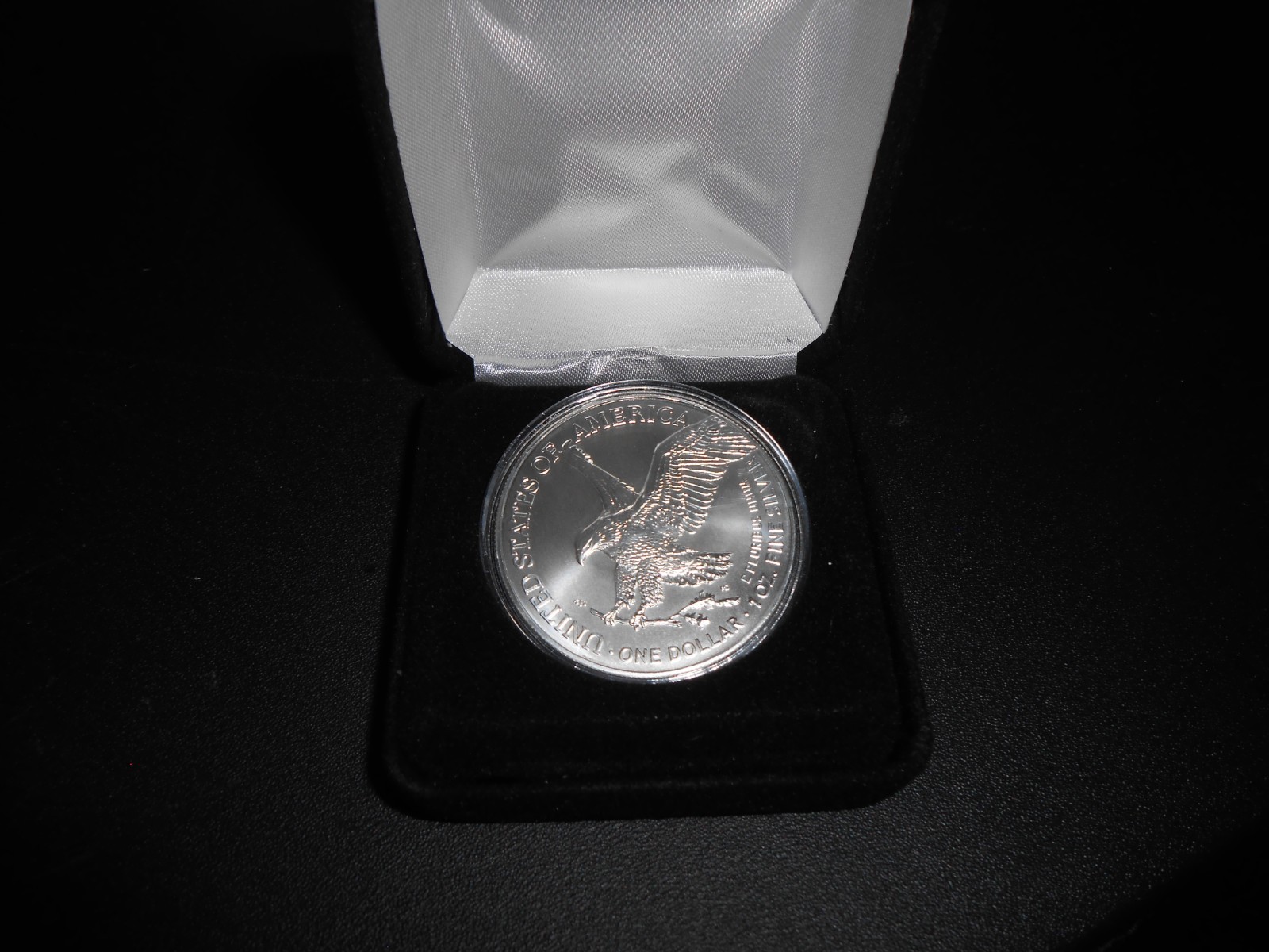 47th President Donald Trump Colorized 1 oz. American Silver Eagle – U.S Mint