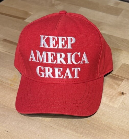 NWT OFFICIAL Keep America Great Trump 2020 Campaign Red USA Hat Cali-Fame Wear