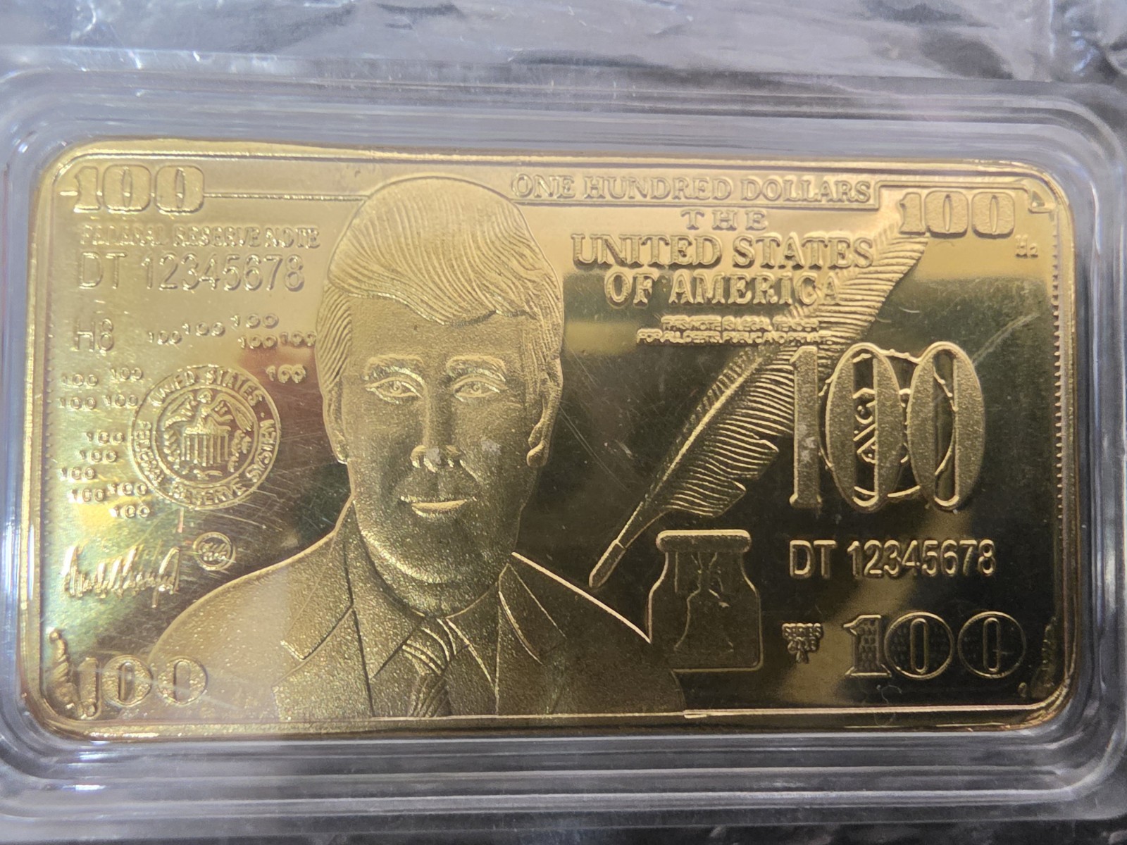 Donald Trump 24K Gold Plated $100 Bar – Collectible Novelty Note w/ Case